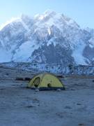 Hushe-Valley, Drekfahar Peak von K7 Base Camp