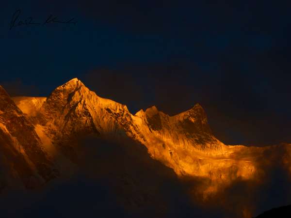 Sunrise above Annapurna Range Sunrise above Annapurna Range
