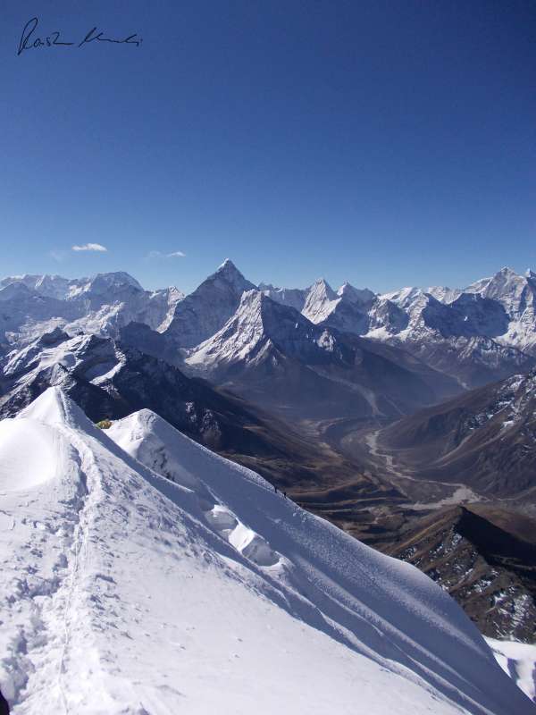 Lobuche East